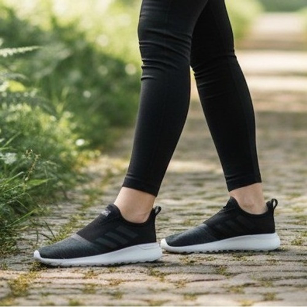 Adidas Lite Racer Slip-On Womens Running Shoes Size 8.5 Athletic Black F36675
